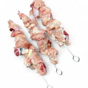 Pinchos de lechazo al estilo Traspinedo listos para brasa o asar